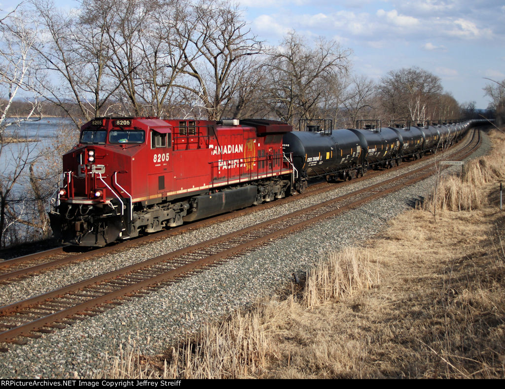 CP 8205
